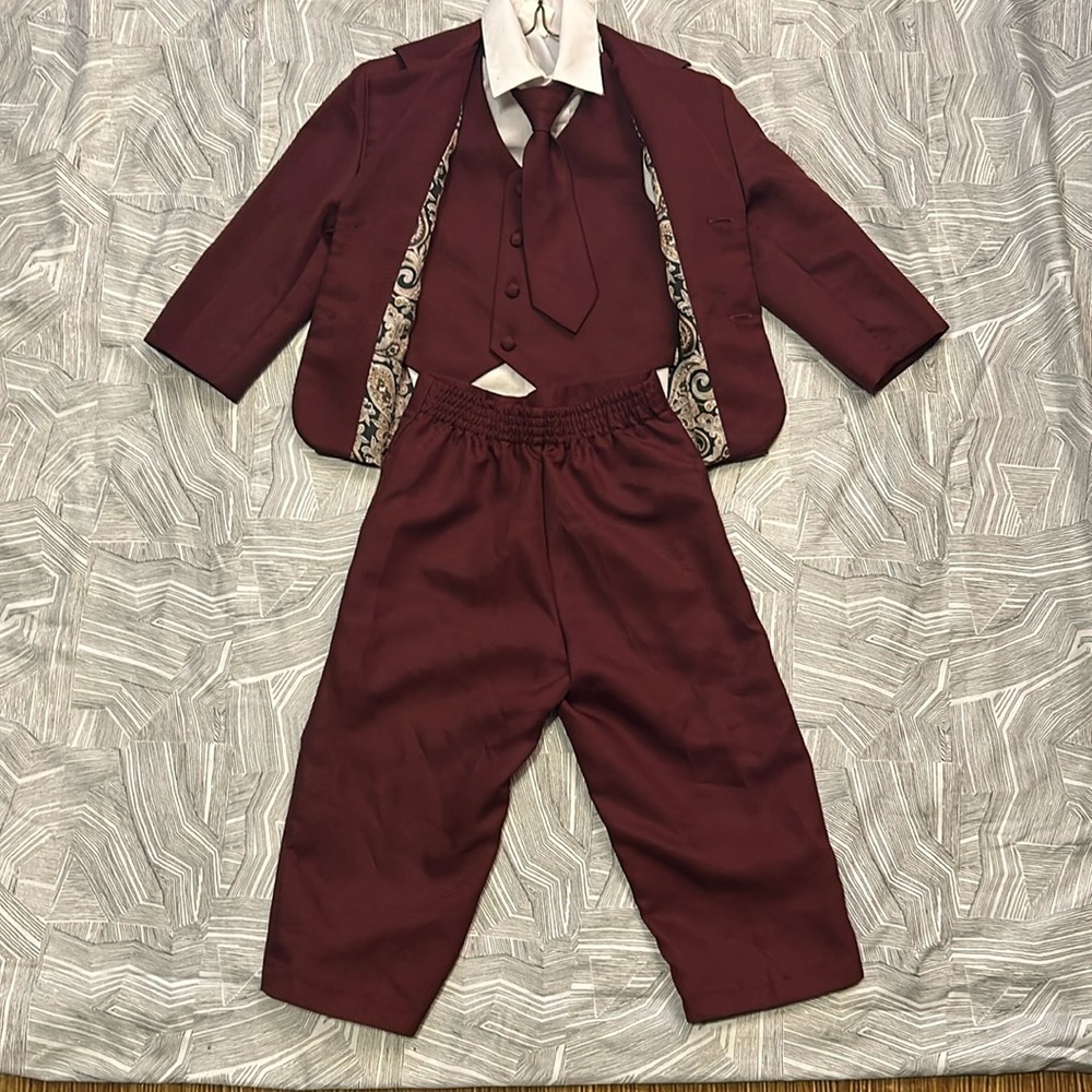 Boys Dress suit & pants Sz.3